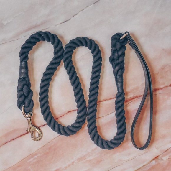 PETsRUS 5ft Leather Dog Leash Braided Cotton Rope Durable Handcrafted Hand Dye - Picture 4 of 4